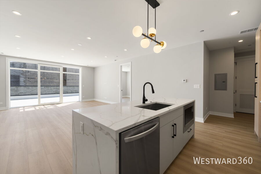 2354 W POLK ST