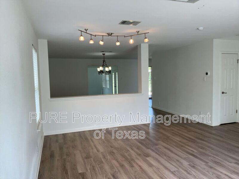 9120 FROCK CT