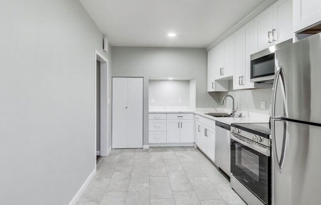 37 12 AVE