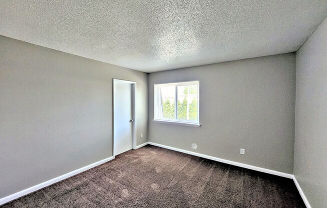 2 beds, 1.5 baths, 1,044 sqft, $950, Unit 6A