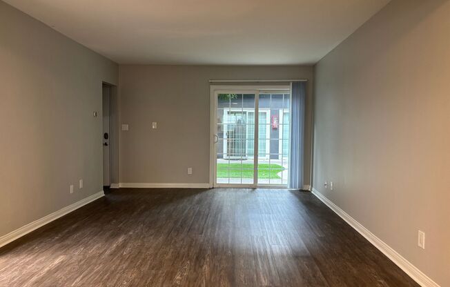 2 beds, 2 baths, 1,000 sqft, $2,925, Unit 227-48