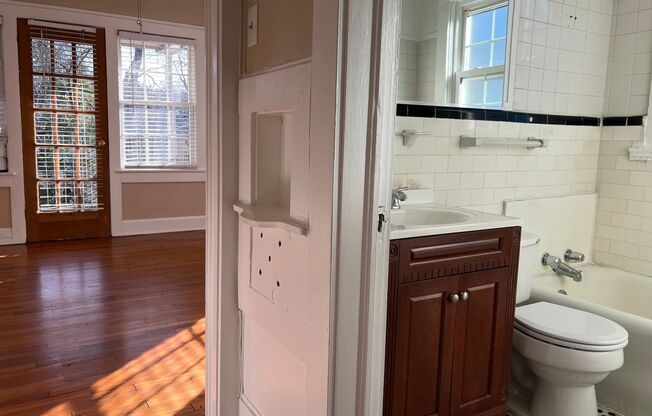 1 bed, 1 bath, 750 sqft, $1,895, Unit 873-19