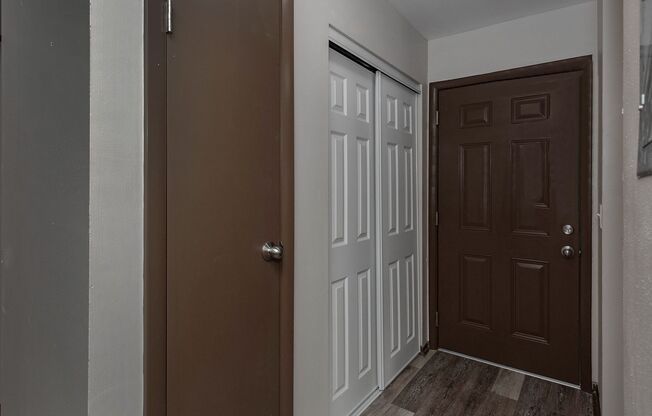 2 beds, 1 bath, 850 sqft, $825, Unit 3535 N Main Street Apt A-6