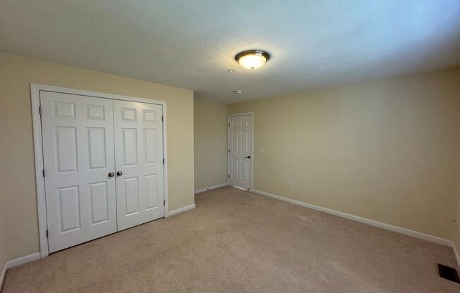 2 beds, 1.5 baths, $3,200, Unit UNIT 63