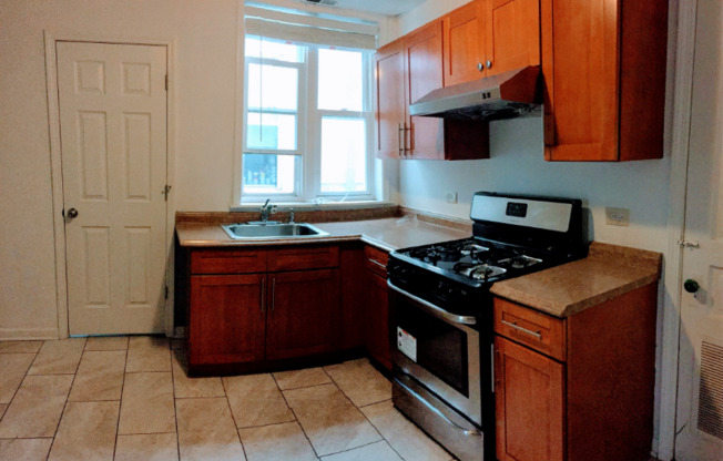 254 W 31st St 3