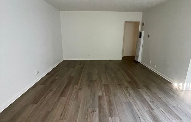 1 bed, 1 bath, $1,995, Unit 3