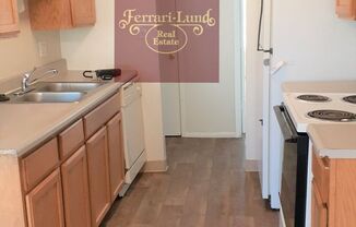 Condo Near UNR, upstairs apartment,  2 Bedroom, 1 bathroom - Kay DeAlba Property!