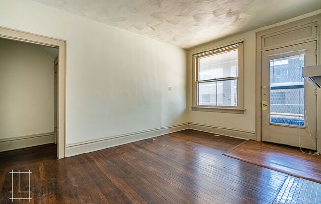 35 Lundy St.
