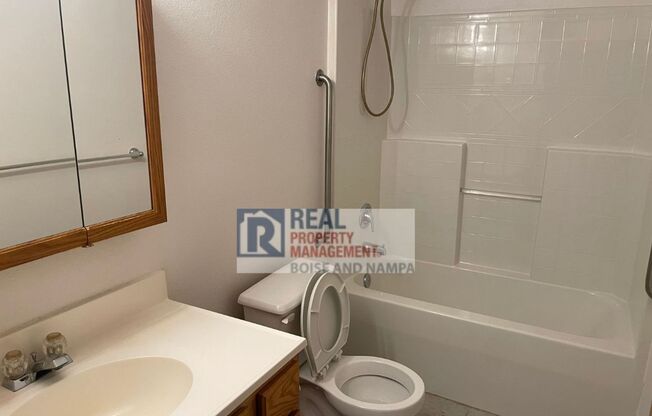 2 beds, 2 baths, $1,375