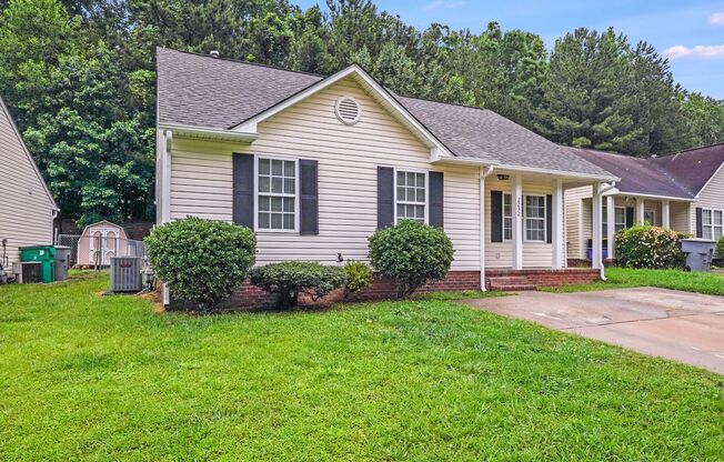 3-Bedroom Hamptons Home for Rent – Elegant Interiors & Excellent Accessibility
