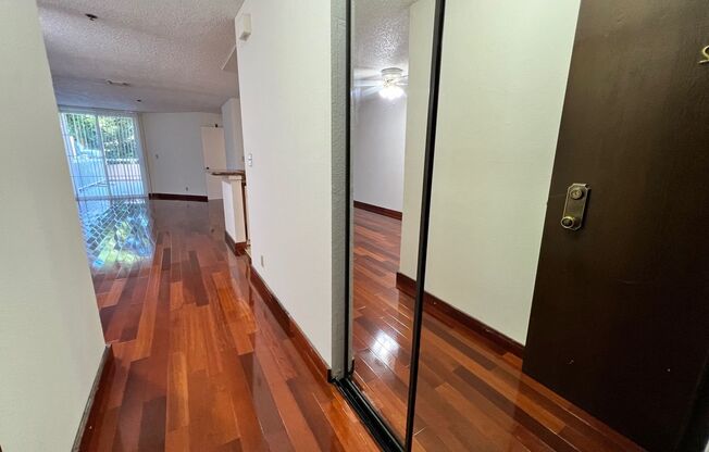 1 BEDROOM/1 BATH APARTMENT - NEAR UCLA CAMPUS & WESTWOOD VILLAGE