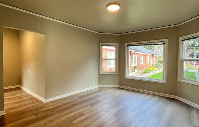 6411 Albina by Star Metro