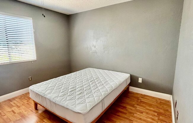 106 CORALWOOD CIR