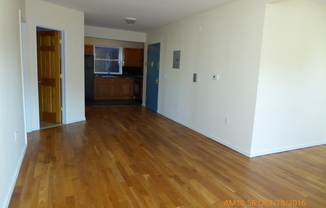 441 E 180 St