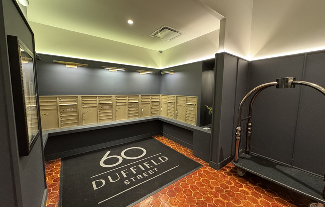 1 bed, 1 bath, $4,100, Unit 8E