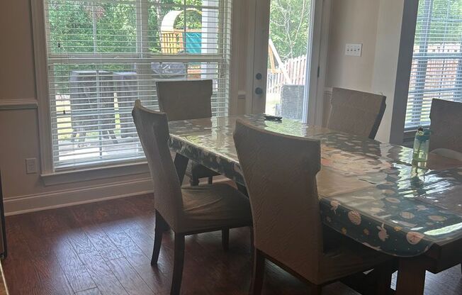 Beautiful Model Home 4 bedroom 2.5 bath
