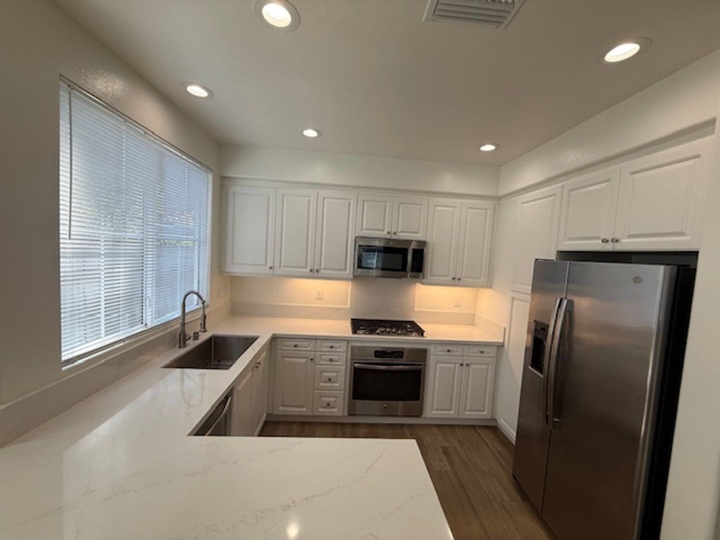Beautiful Home near Schools & Shopping