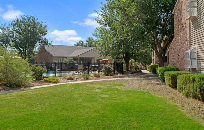 Northridge Court Apartments Yard Midland Texas Apartments