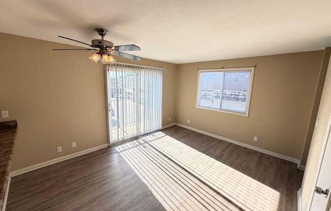 3 beds, 3 baths, 1,450 sqft, $1,620, Unit 1501-13