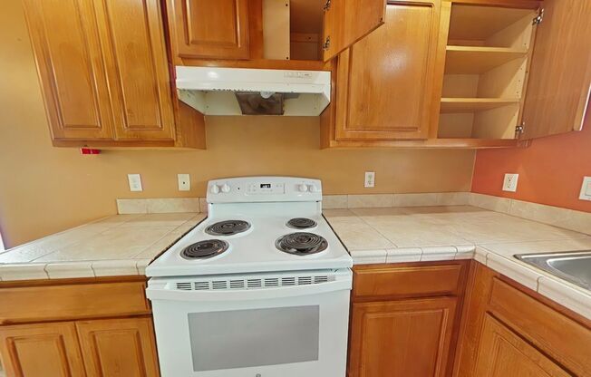 4 Bedroom House ~ Albany