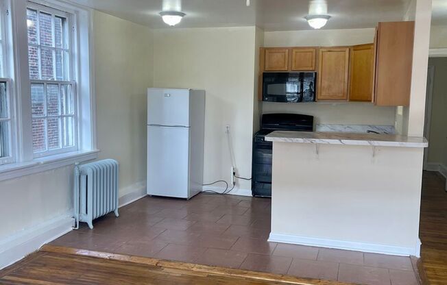 1 bed, 1 bath, 650 sqft, $1,225, Unit 4801-C2