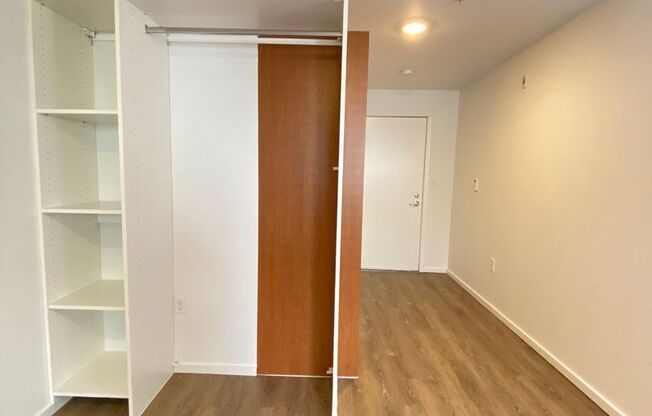 Studio, 1 bath, 175 sqft, $1,450, Unit 1202