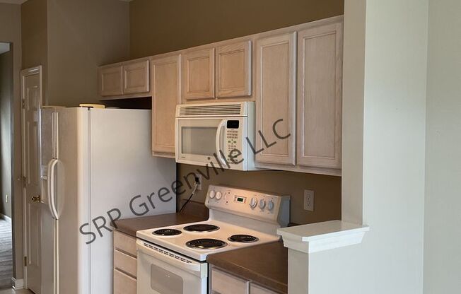 This beautiful brick, move-in-ready townhome  - Move In Special - Half off 1st month rent