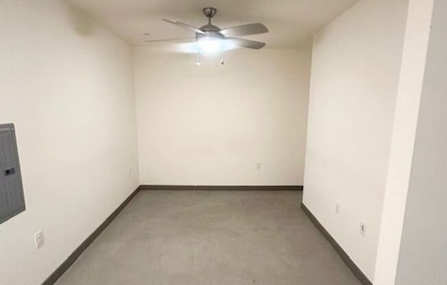 Studio, 1 bath, 554 sqft, $2,695, Unit 105