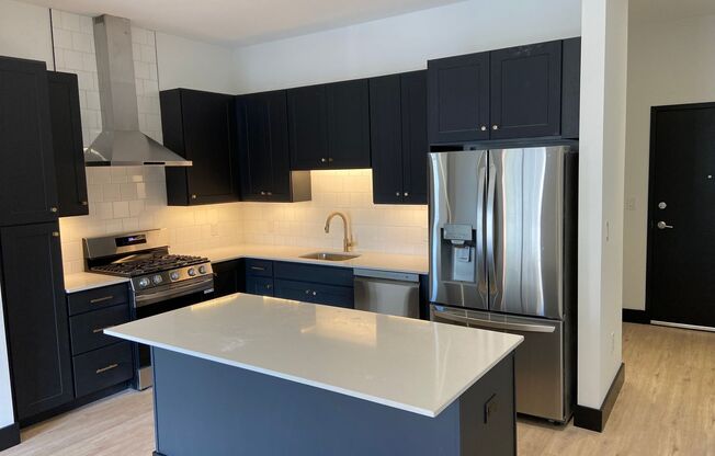 Beautiful two-bedroom apartment at Watermark - downtown Easton