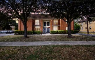 Studio, 1 bath, 445 sqft, $775, Unit 214