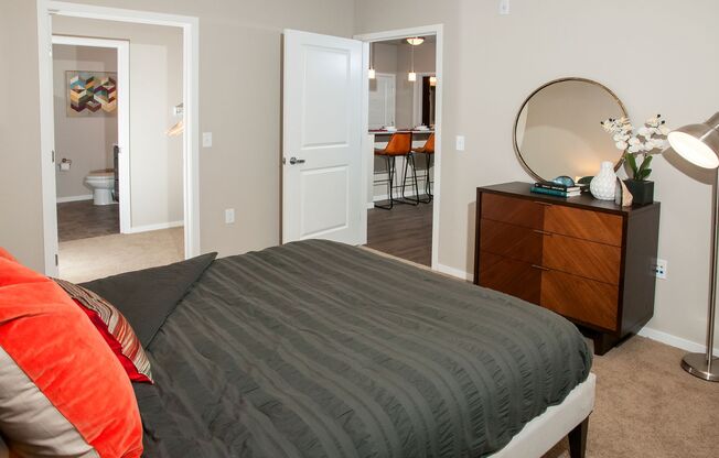 1 bed, 1 bath, 717 sqft, $1,675, Unit 406