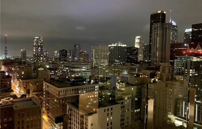 1 bed, 1 bath, 711 sqft, $3,200, Unit 2411