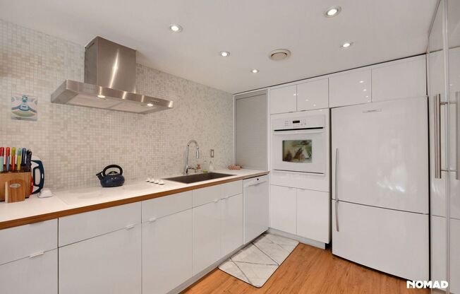 2 beds, 1.5 baths, $2,500, Unit LABS 7740 E Heatherbrae Ave - 36827520420