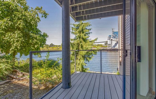Modern Waterfront Living at The McCormick Pier! Call TODAY to schedule a tour! 503-664-4101