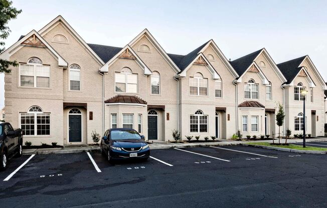 Live Oaks Village