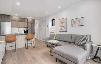 1412 15 ST NW