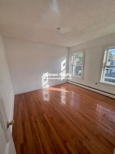 81 WAVERLY