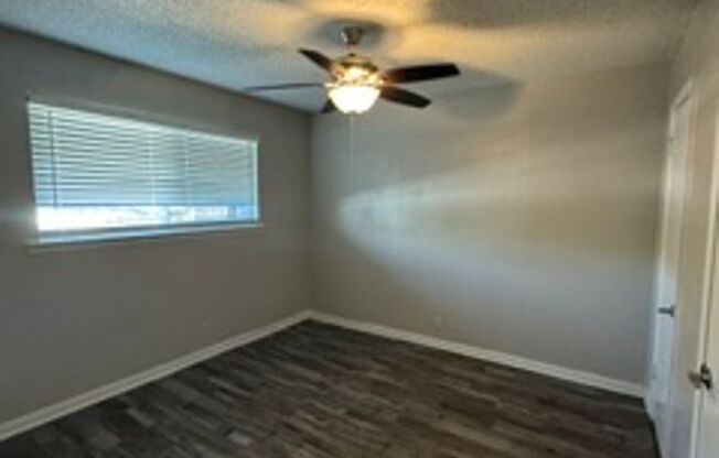 2 beds, 1 bath, 800 sqft, $1,440, Unit 1729-206