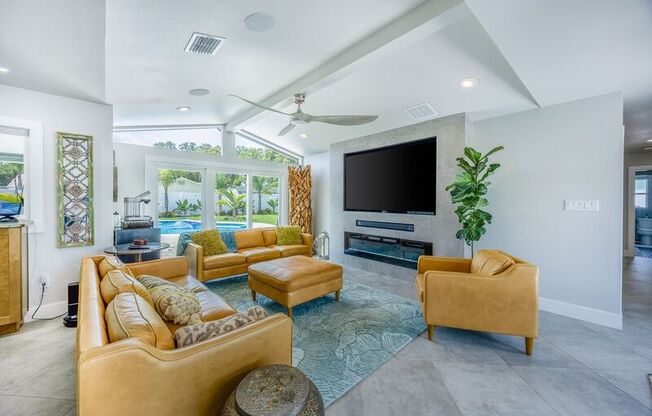 2952 DE BROCY WAY
