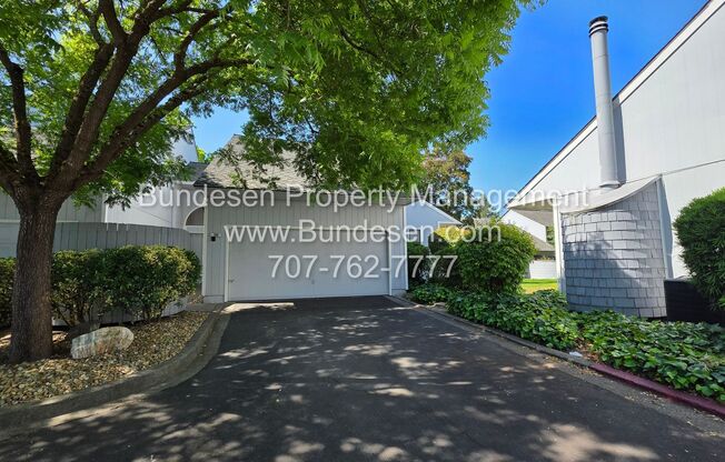 Charming Condo in Plum Tree Subdivision - 2 bedroom/2 bath, 1008 sq ft.