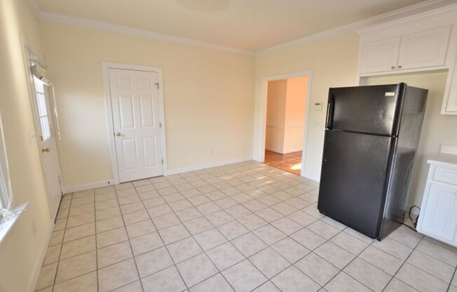 3 beds, 2 baths, $1,575