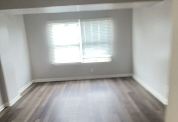 2 beds, 2 baths, 720 sqft, $1,150, Unit 306