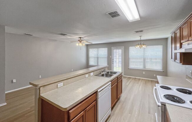Welcome Home to Comfort and Convenience
