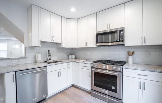 2621 Latona St. Philadelphia, PA 19146