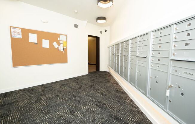 1 bed, 1 bath, 550 sqft, $1,400, Unit 105