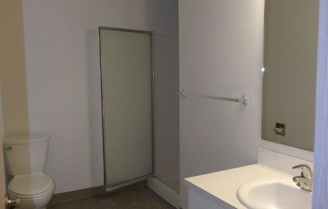 2 beds, 2.5 baths, 1,497 sqft, $2,050, Unit F30