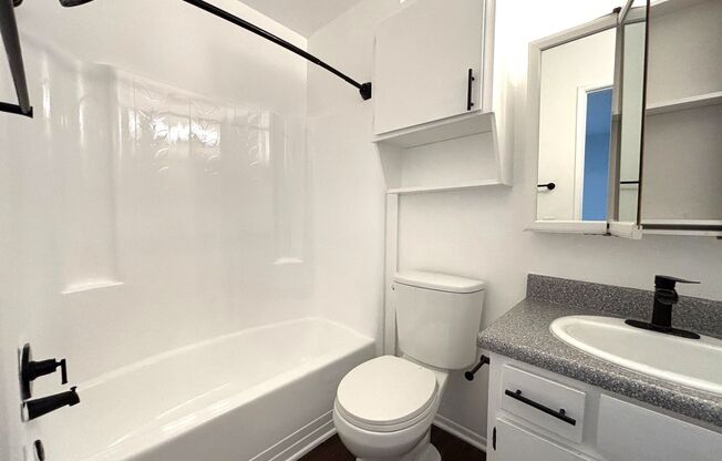 1 bed, 1 bath, 600 sqft, $1,448, Unit 302