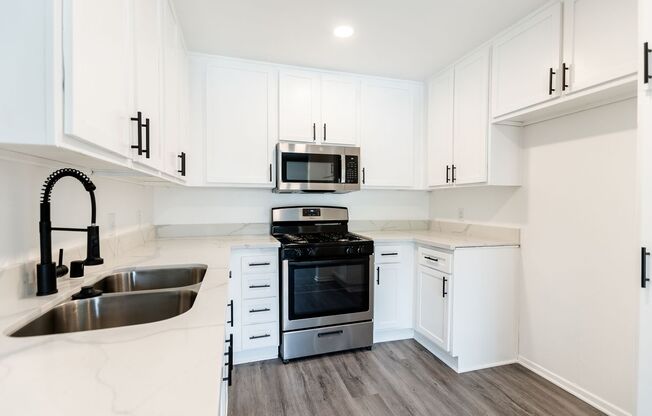 3 beds, 2 baths, 1,220 sqft, $3,198, Unit 314