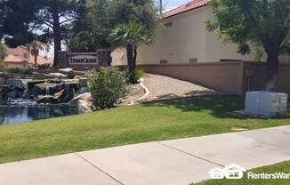 634 N QUARTZ ST