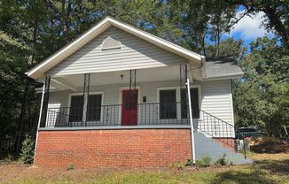 Renovated 2 bedroom 1 bathroom house